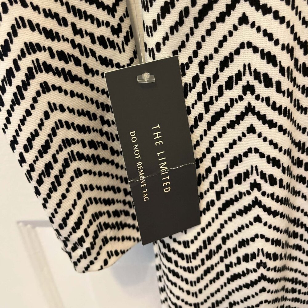 😍 3x $25 Clearance NWT The limited Mini Dress Long Sleeve. Size 0 Petite - Picture 8 of 8